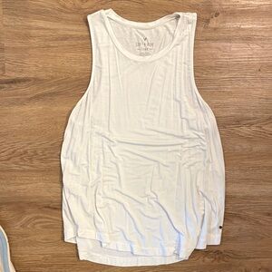 American Eagle Outfitters Classic White Tank Top